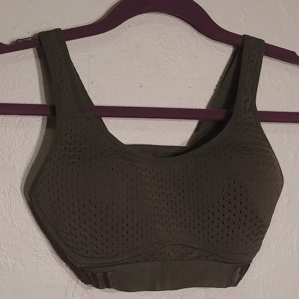 Layer 8 Qwik Dry Adjustible Sports Bra